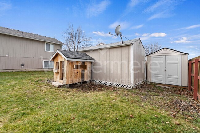 Building Photo - Coming Soon First Week of September!! Beautiful 3-bedroom Home Next To Black Bay Park In Post Falls