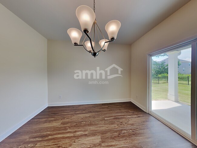 Building Photo - 2470 Ixora Court