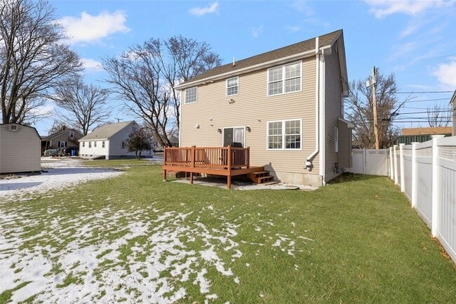 Building Photo - 227 Marshall Ave