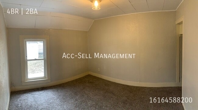 Building Photo - 705 West Grove-