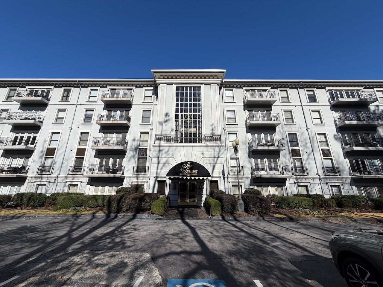 Building Front - 3201 Lenox Rd NE