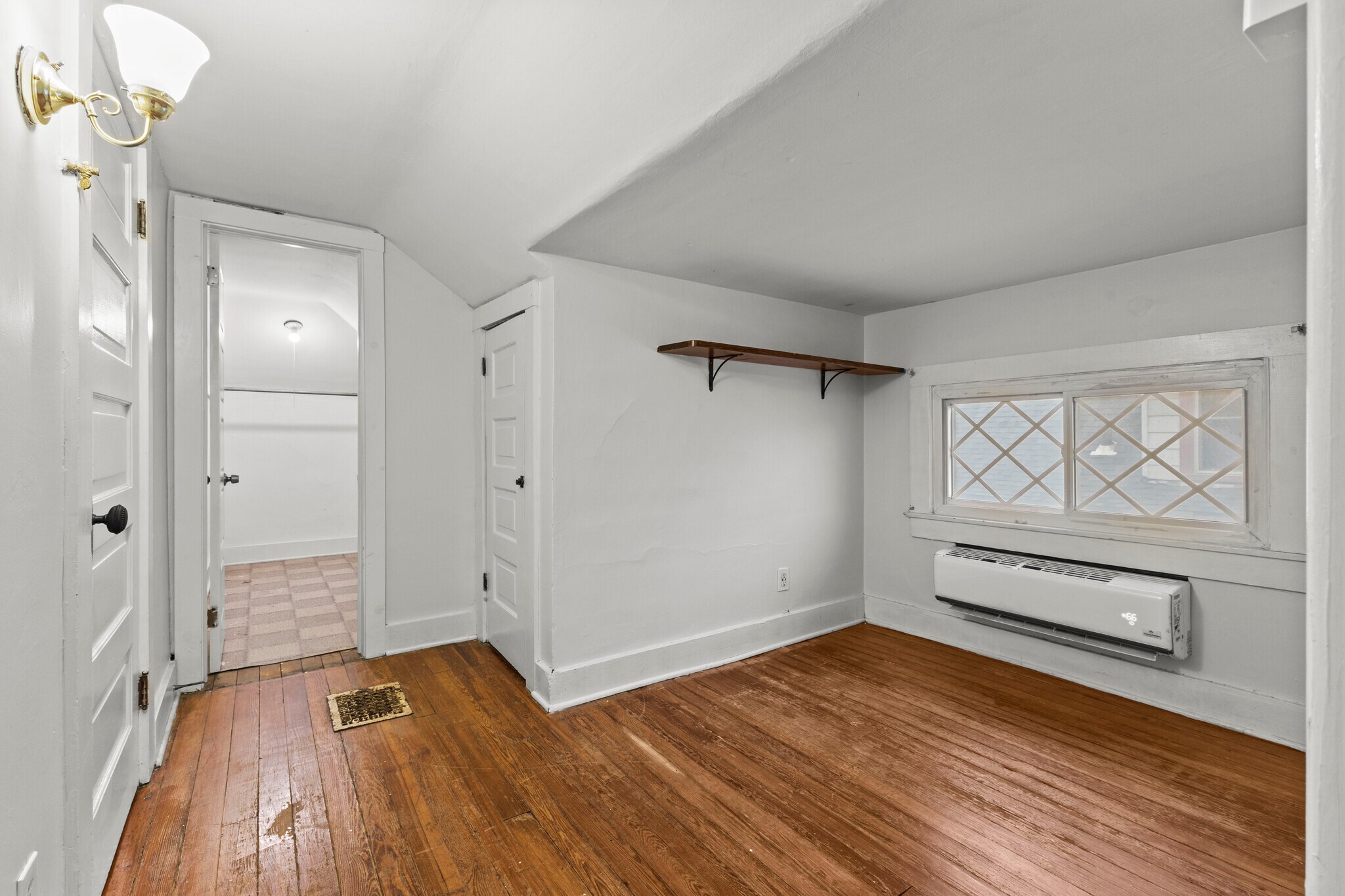 Building Photo - 315 Garfield Ave