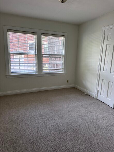 Building Photo - 3029 Bon Air Ave