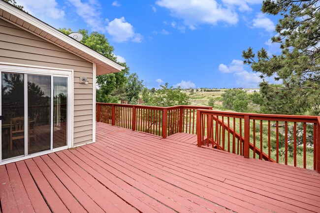 Building Photo - 12773 N Tenderfoot Trail