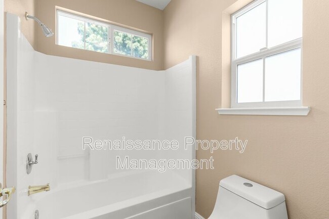 Building Photo - 120 Nabor Ct