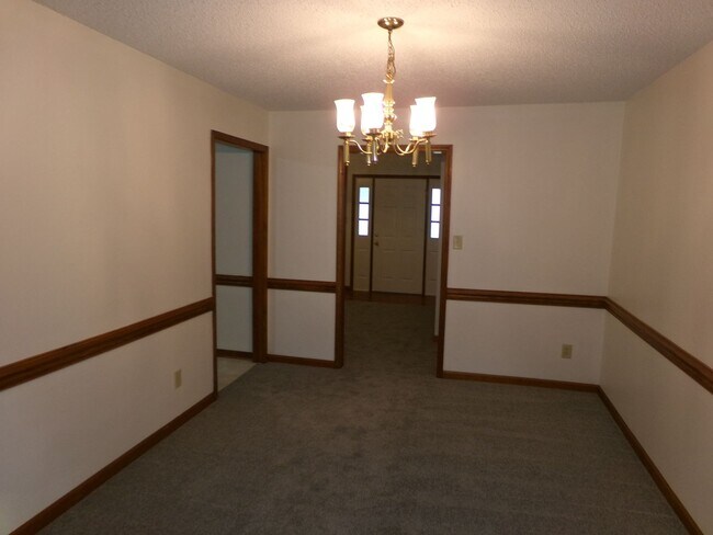 Building Photo - Kernersville Location