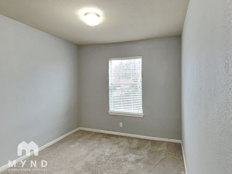 Building Photo - 18729 Leigh Ln