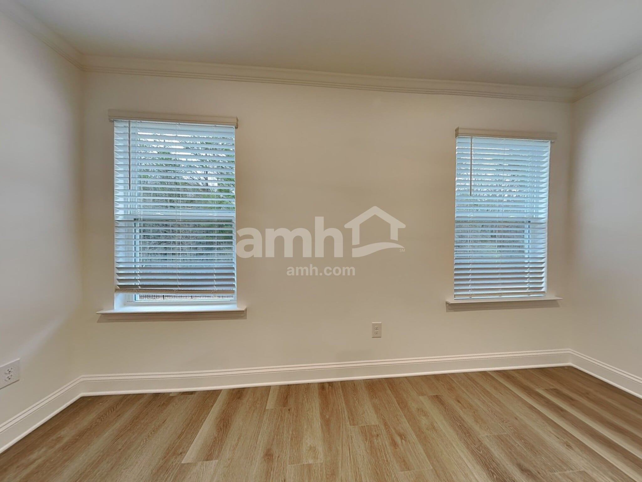 Building Photo - 1155 Livengood Wy