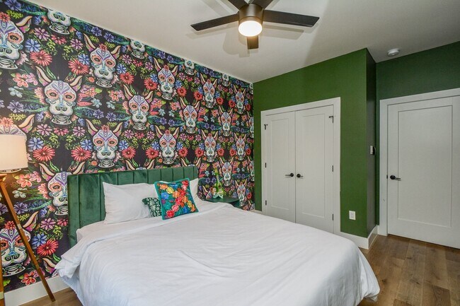 Building Photo - 1504 Evelyn St