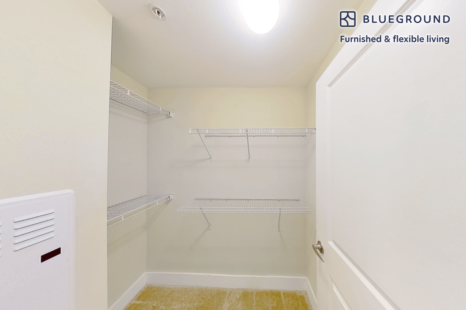 Building Photo - 701 Breeze Hill Rd