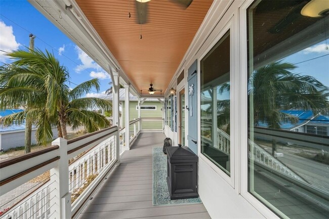 Building Photo - 12112 Lagoon Ln