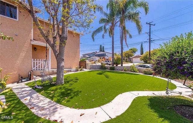 Building Photo - 735 Benson Way