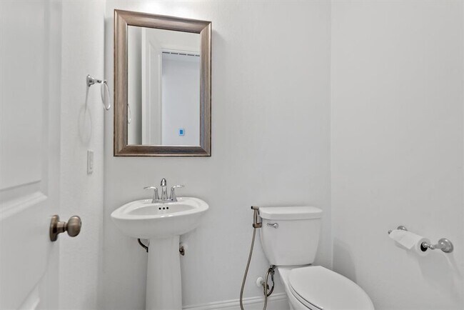 Building Photo - 28215 Whitmore Bend Dr