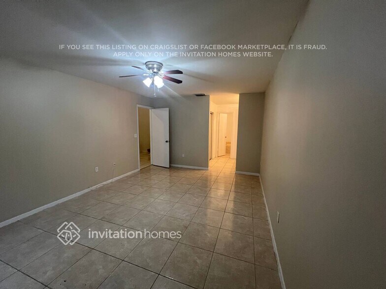 Building Photo - 3180 NW 122nd Ave