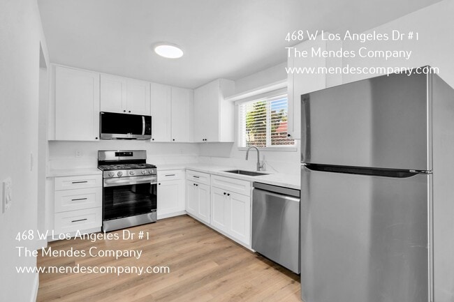 Building Photo - 468-72 W Los Angeles Dr
