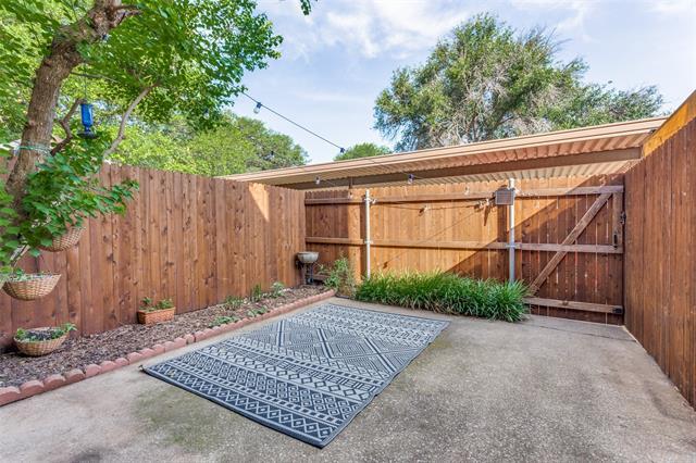 Building Photo - 7314 Kingswood Cir
