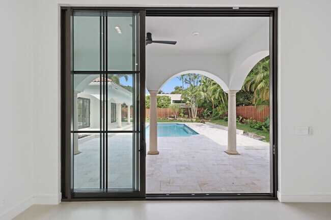 Building Photo - 1107 Periwinkle Ln
