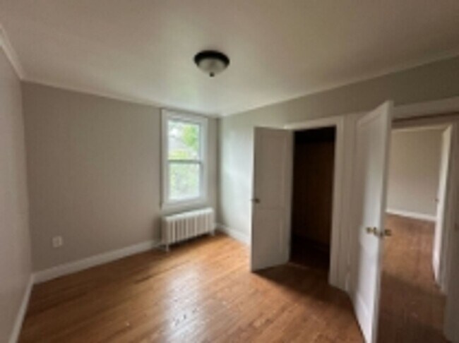 Building Photo - 28 Gardner Terrace