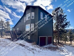 Building Photo - Spacious and Beautiful Mountain Home!