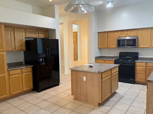 Building Photo - Flag Homes - 030