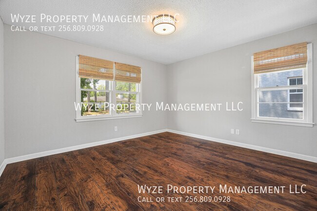 Building Photo - 1703 Sandlin Ave SE