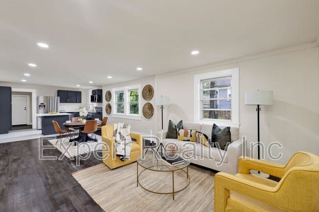 Building Photo - 4345 2nd Ave S