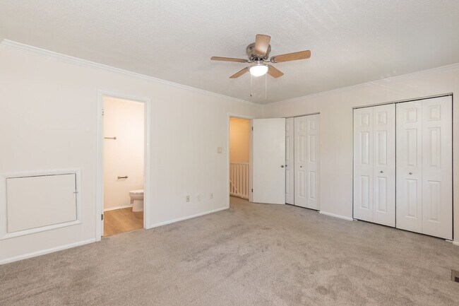 Building Photo - Fully Renovated 2BR Townhome-Style Condo – Available Now!