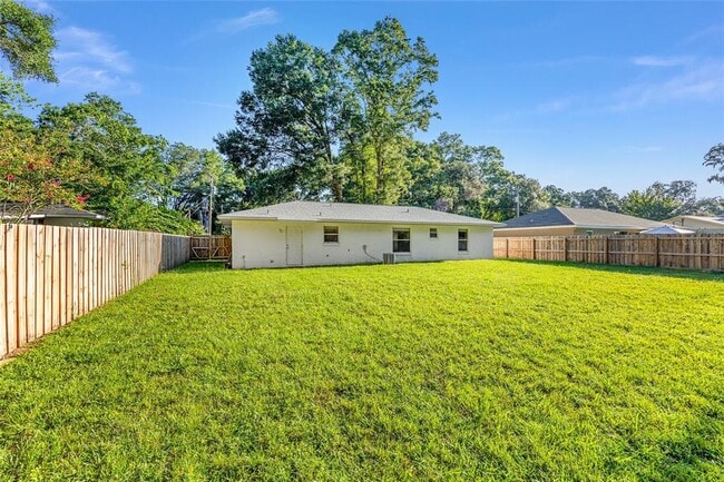 Building Photo - 5484 NW 63rd Pl