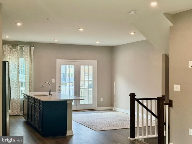 Building Photo - 149 Lawndale Dr