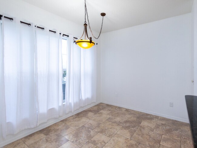 Building Photo - 13115 Harbour Vista Cir