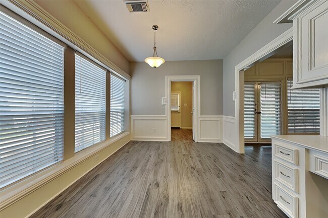Building Photo - 3626 Shipman Ln