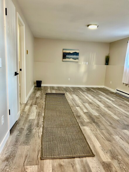 Building Photo - 11323 E 40th Ave