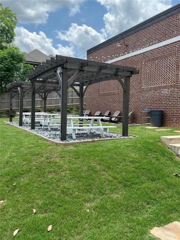 Building Photo - 5603 W Pine St