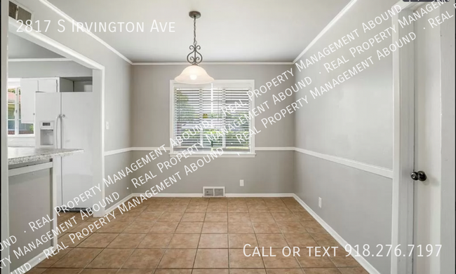 Building Photo - 2817 S Irvington Ave