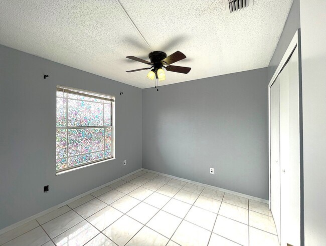 Building Photo - 2348 Cordova Ct