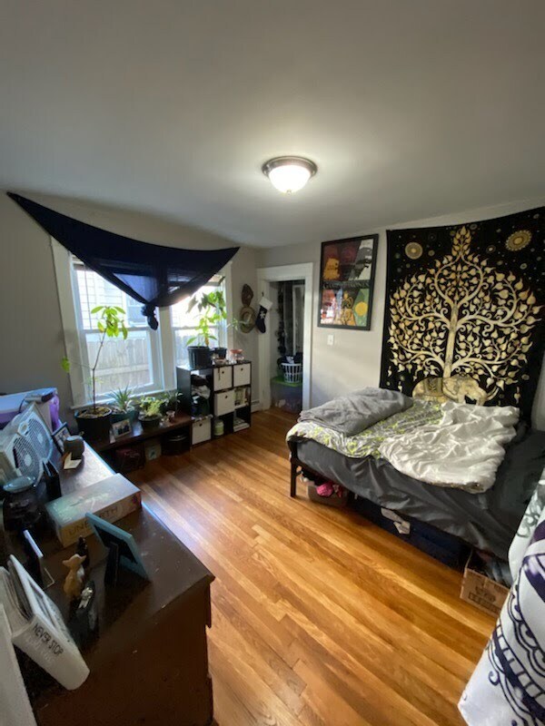 Building Photo - 63 Jastram St