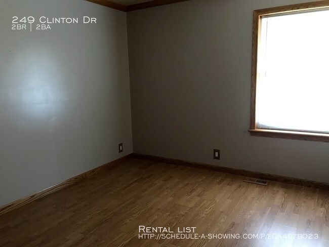 Building Photo - 249 Clinton Dr
