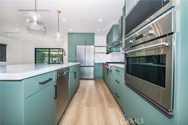 Building Photo - 7760 Independence Ave