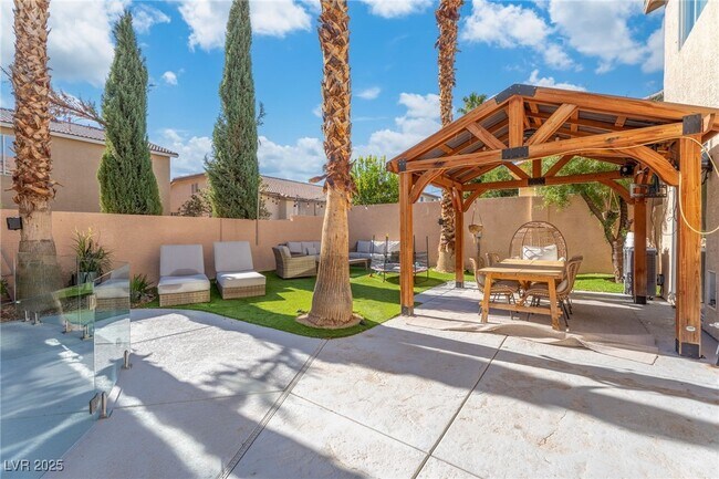 Building Photo - 9885 Shadycrest Ct