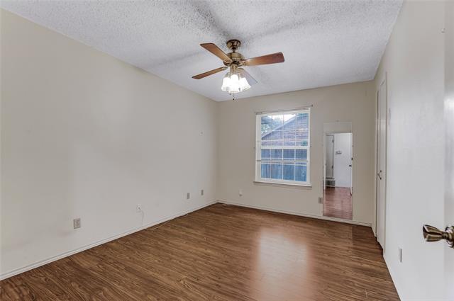 Building Photo - 2800 Shady Grove Dr