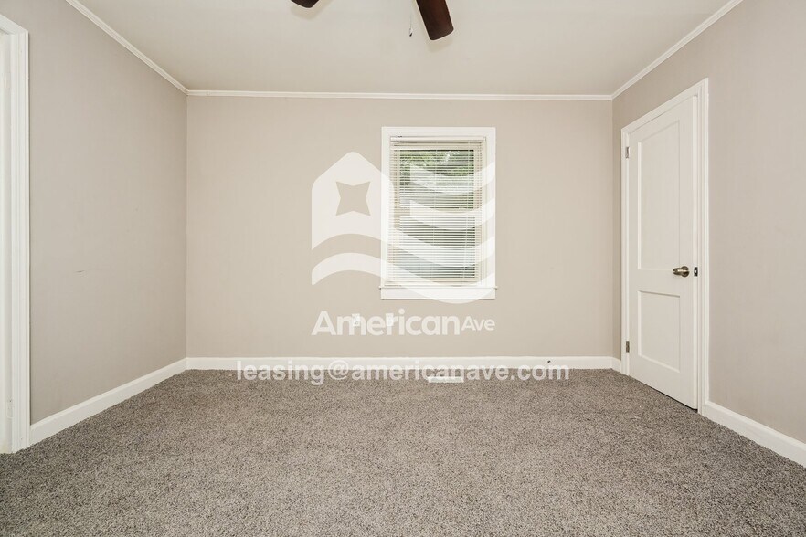 Building Photo - 156 Parkwood Ave