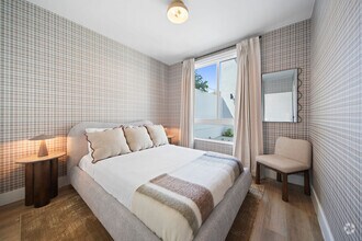Building Photo - 1542