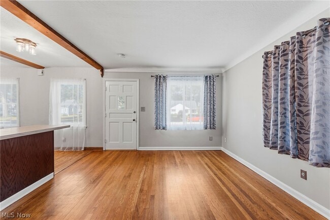 Building Photo - 602 Huntmere Dr