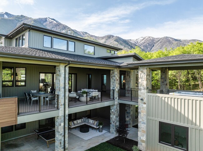 Building Photo - 2024 Parade of Homes - Summit Creek