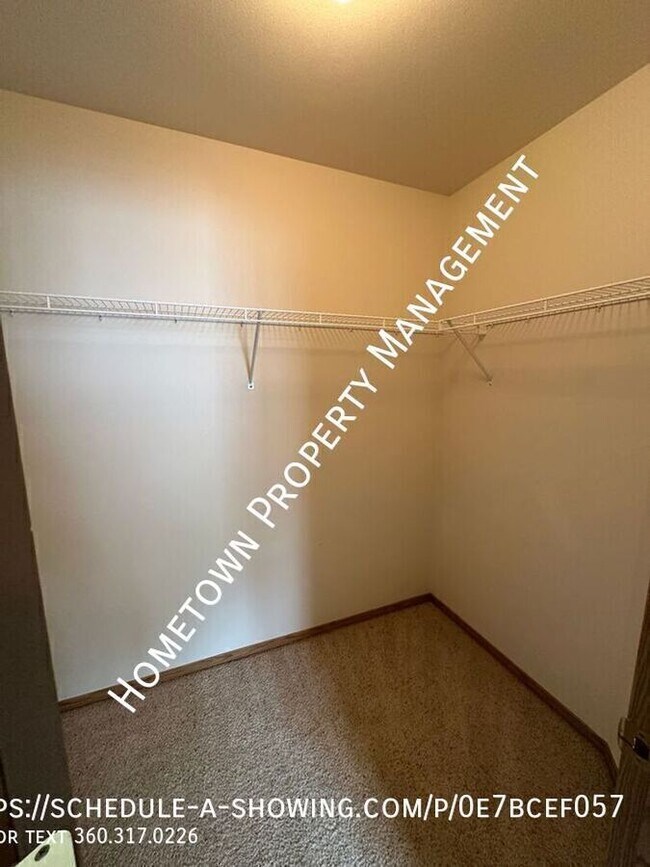 Building Photo - 8612 Sweetbrier Loop SE