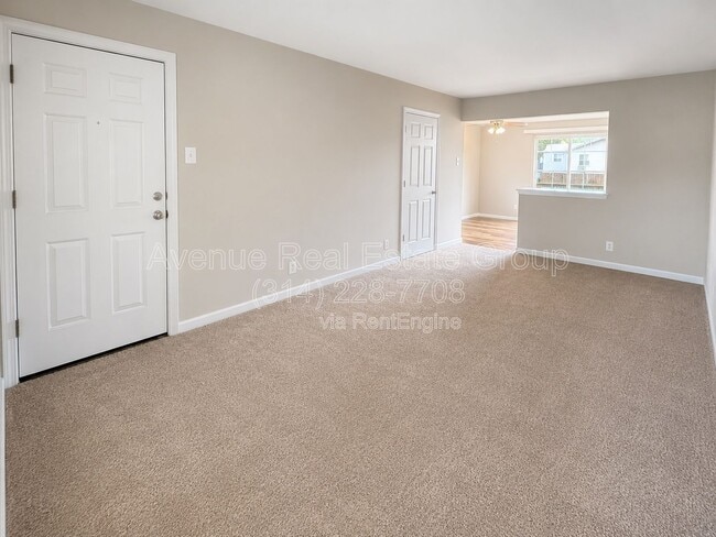 Building Photo - 35 Cathcart Dr