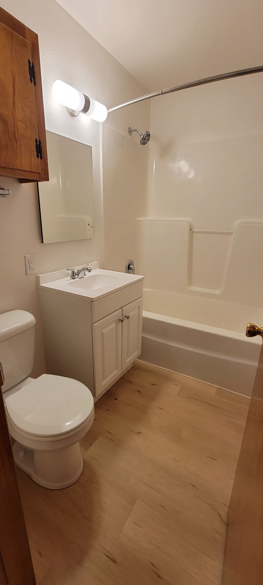 Building Photo - 702 E 22nd St