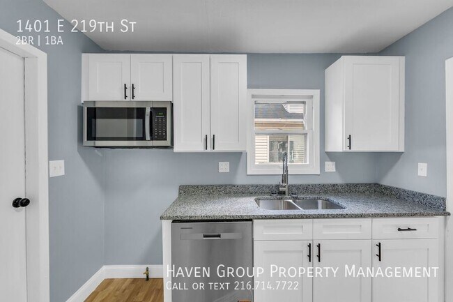 Building Photo - 1401 E 219th St