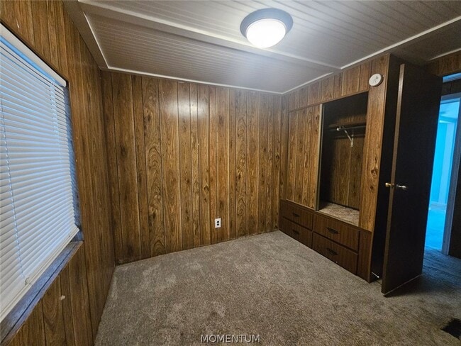 Building Photo - 1435 Trane Rd