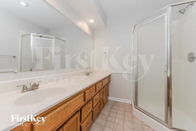 Building Photo - 7928 NW 74th Ct